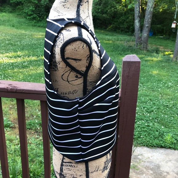 Decree black and white stripe top short sleeve - Picture 4 of 4